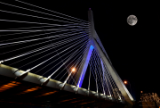 Super-Moon-over-Zakim