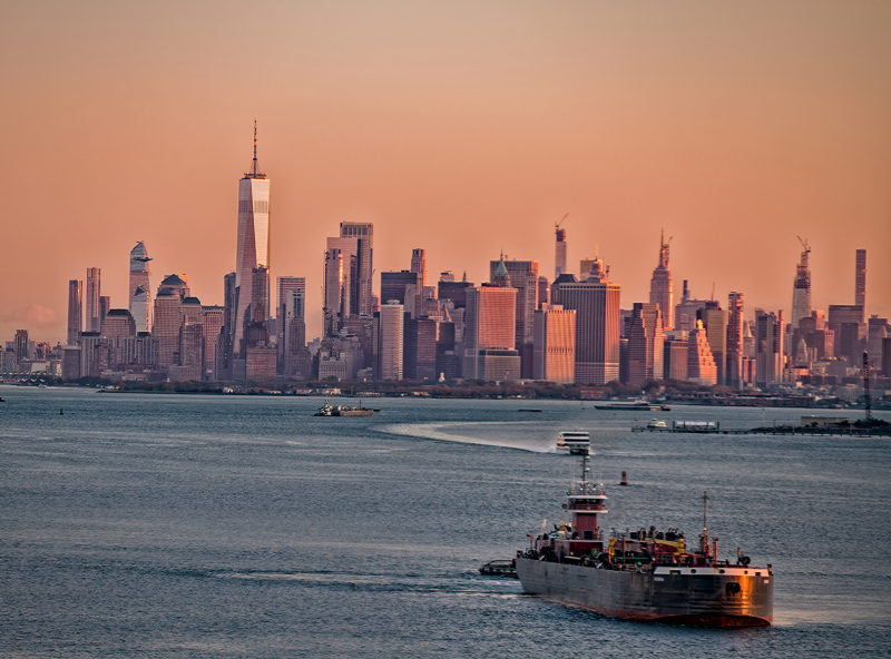 Sunrise-over-Manhattan
